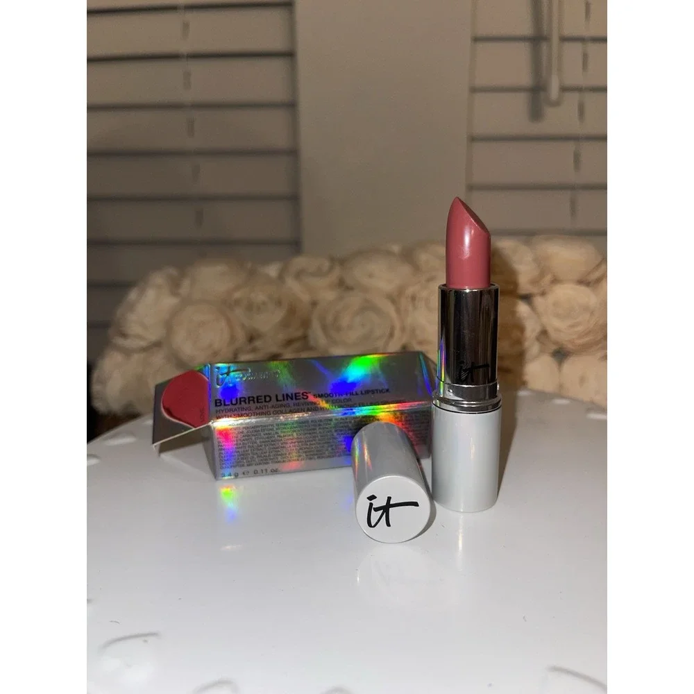 IT Cosmetics LOVE Blurred Lines Smooth Fill Anti-Aging Lipstick New In Box‎ Rare